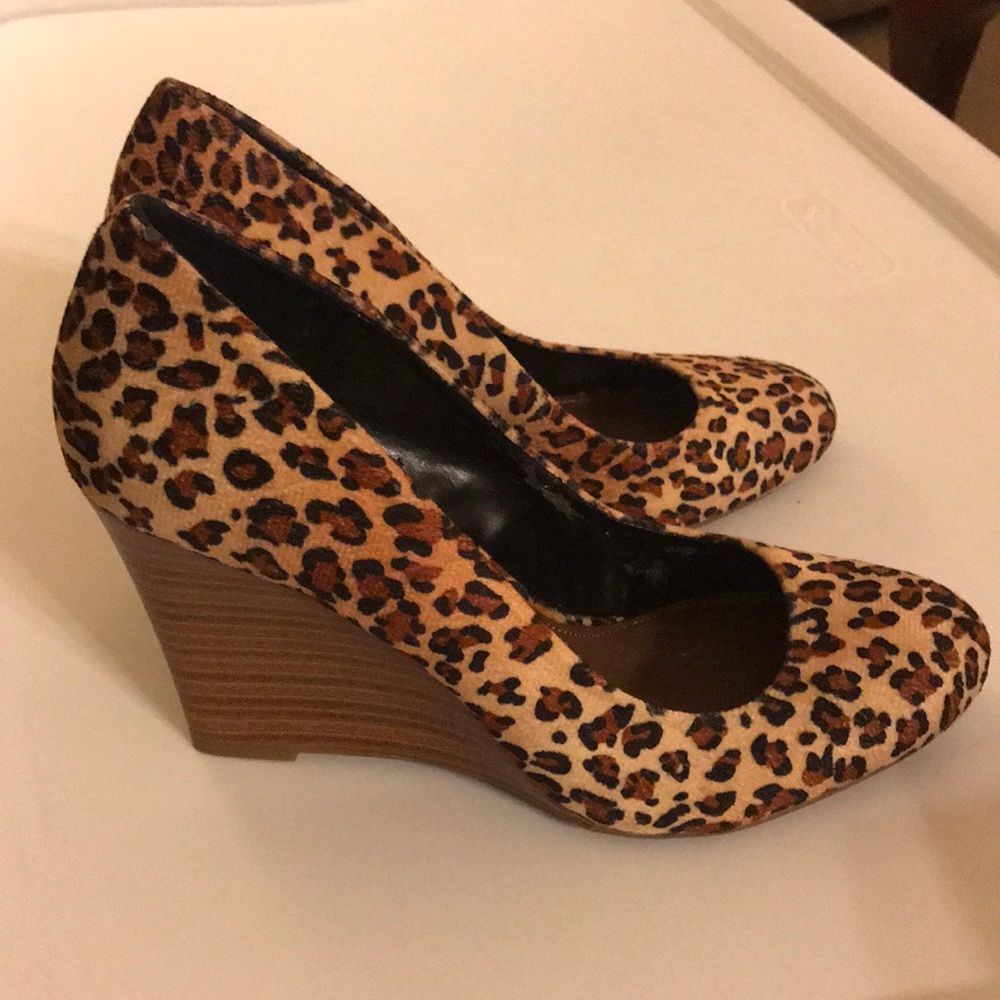 Shoes - Picture 3 of 5